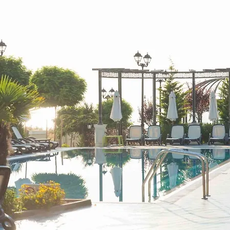 Marina White Sands Obzor